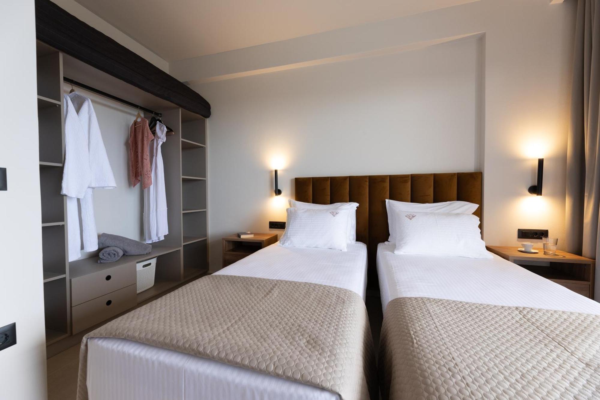 Gem Villas Luxury Sea View Karavádhos Eksteriør billede